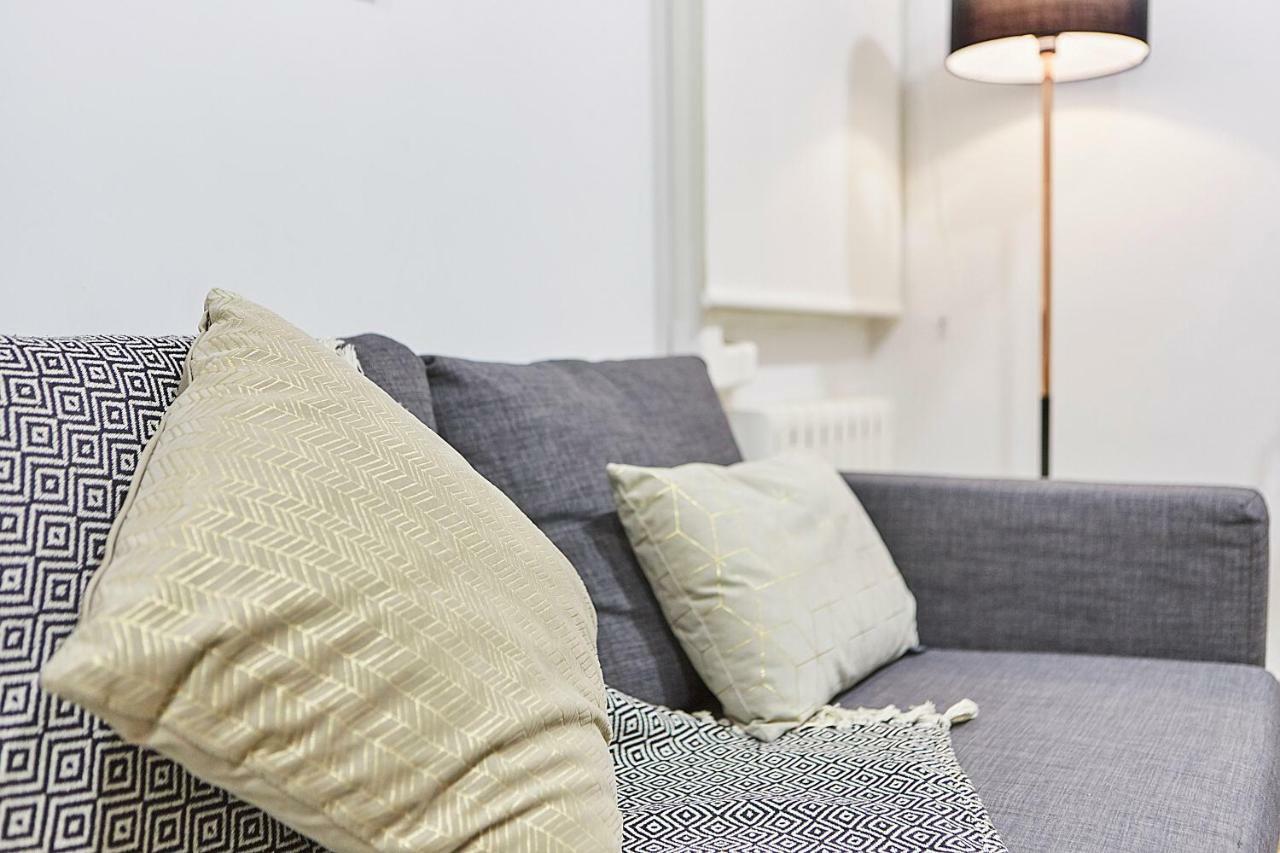 Leeways Apartment II In Gran Via Мадрид Екстериор снимка